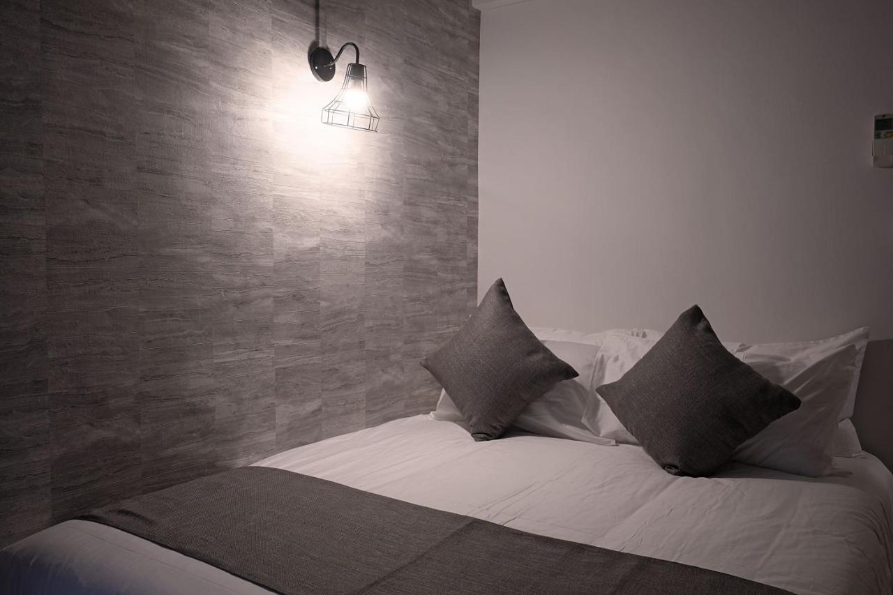 Q Loft Hotels At Bedok Singapore Exterior foto